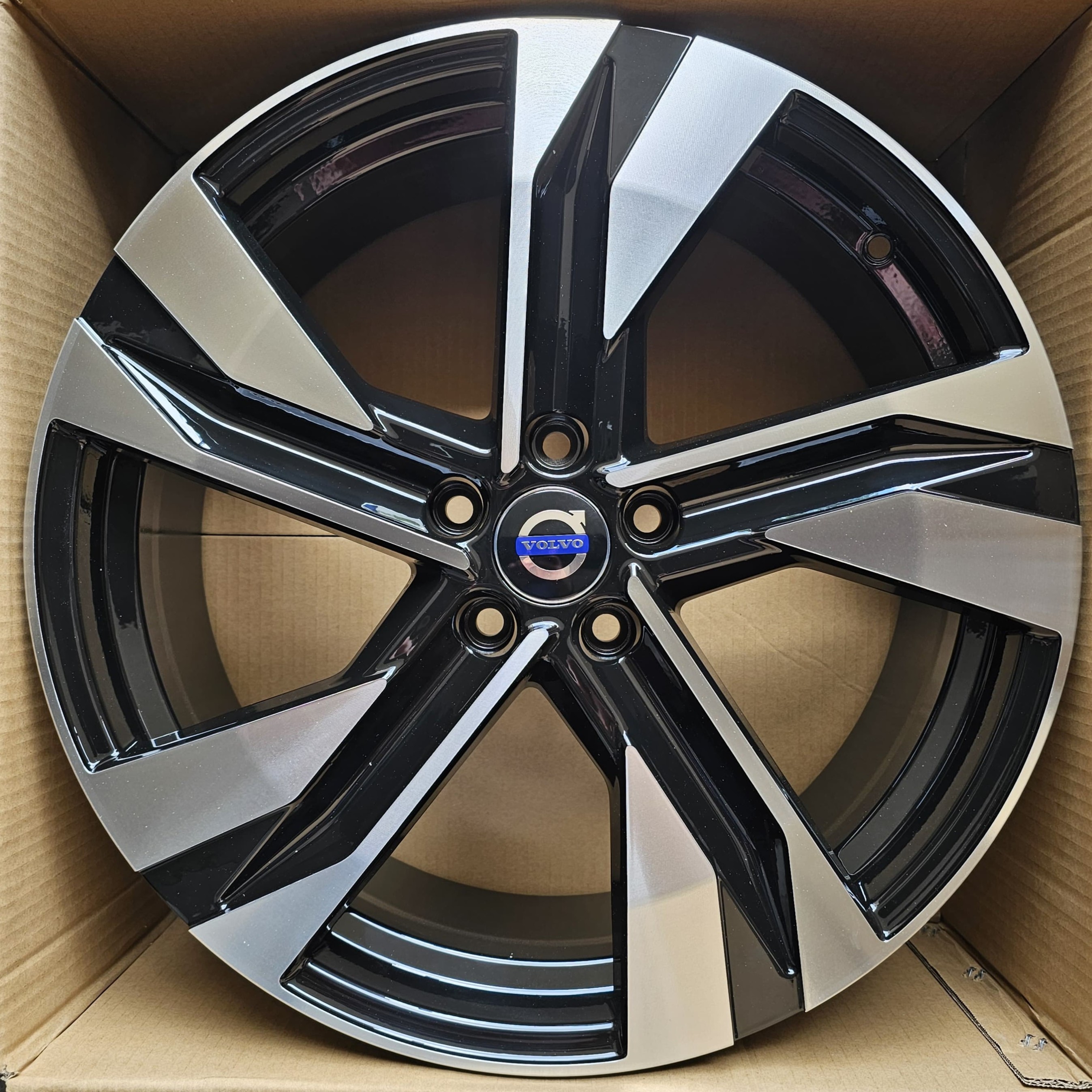 Alu Felne - 7.5J x19 ET50.5 5X108